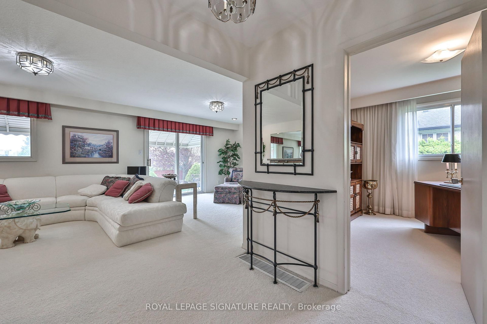 14 Logstone Crescent • Toronto, ON photo 23
