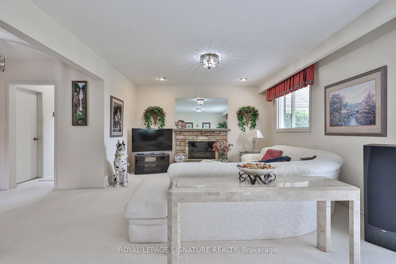 14 Logstone Crescent • Toronto, ON photo 24