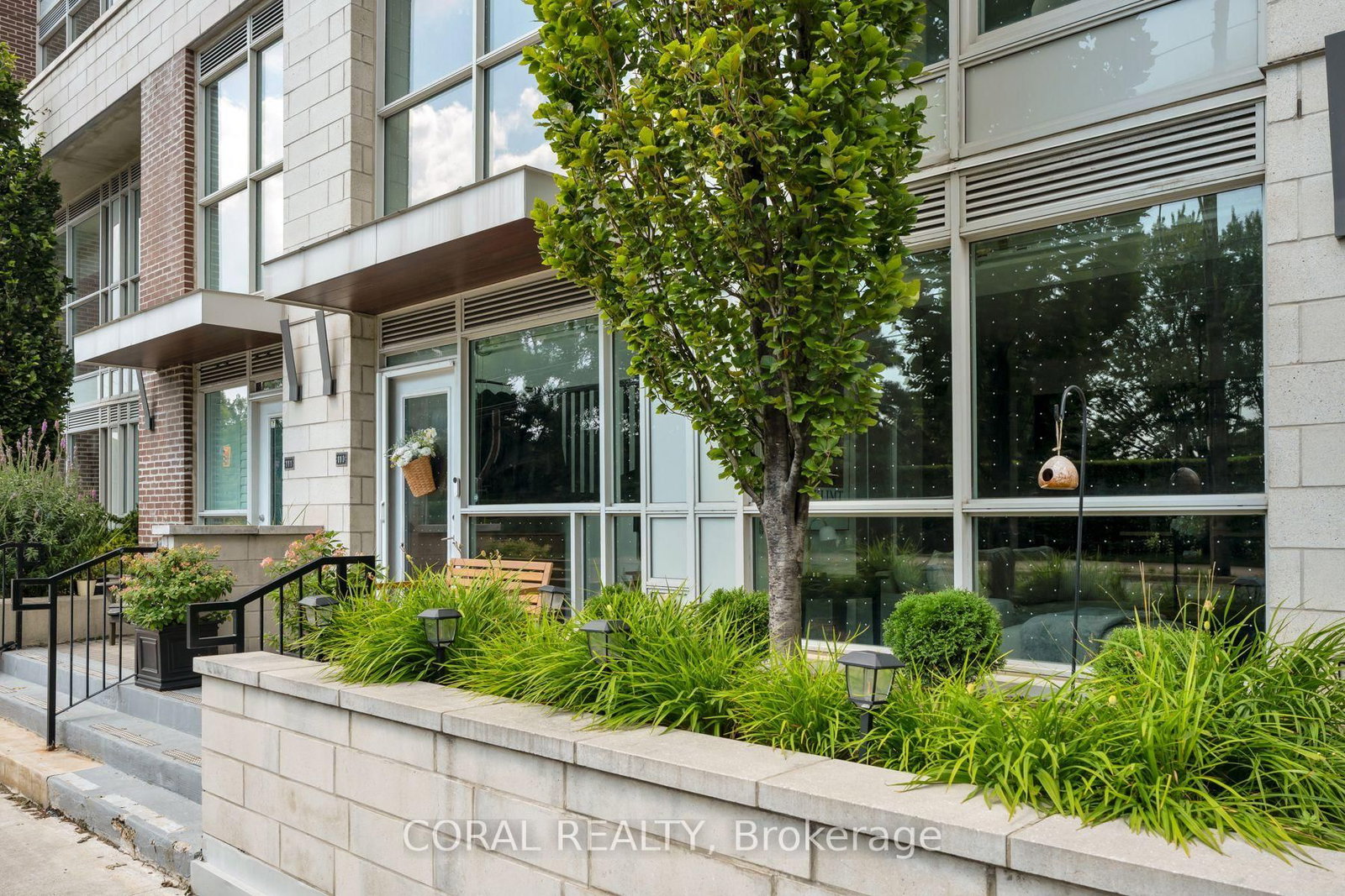 1350 Kingston Road • #TH10 • Toronto, ON photo 40