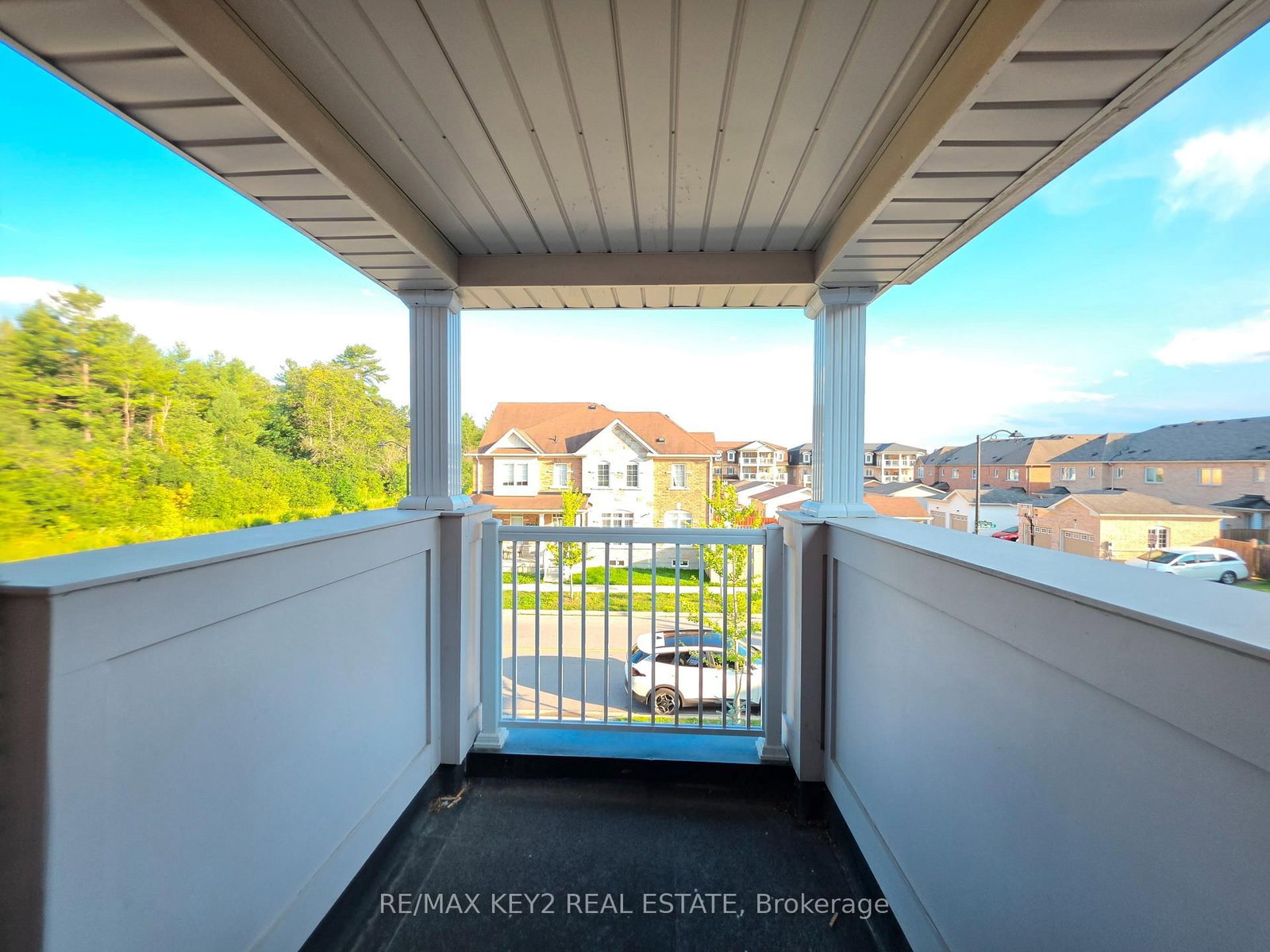 Upper-1601 Dusty Dr, Pickering, view 8