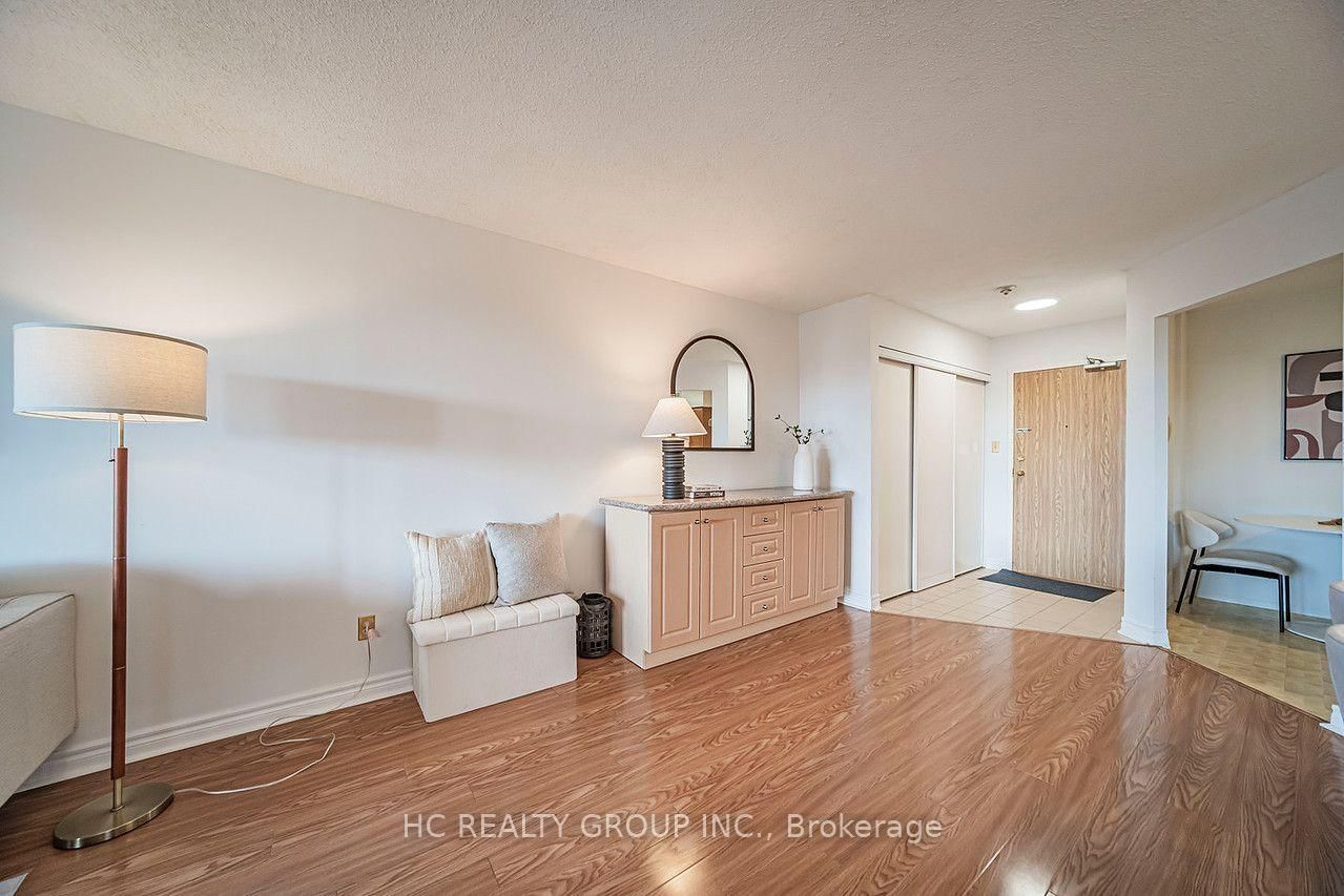175 Bamburgh Circle • #417 • Toronto, ON photo 10
