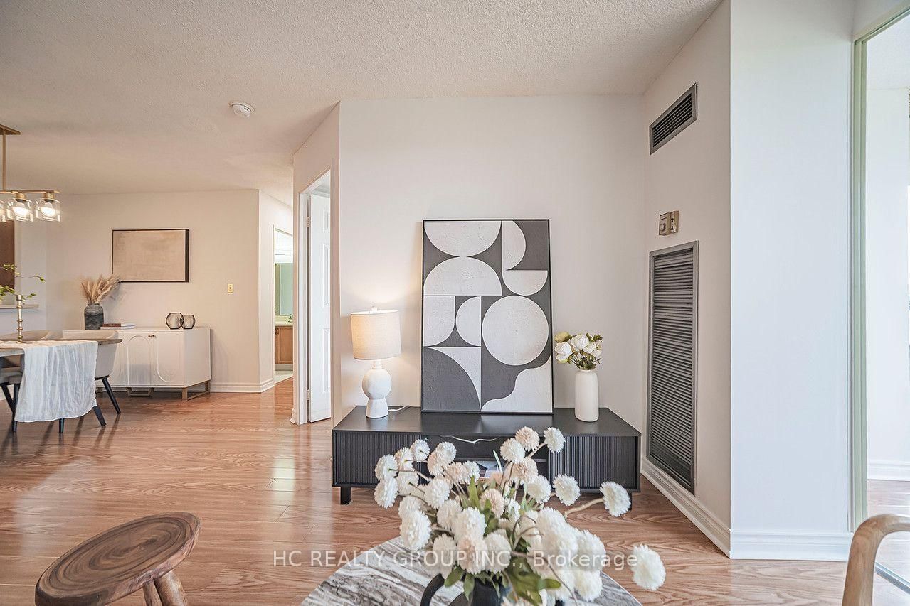 175 Bamburgh Circle • #417 • Toronto, ON photo 13