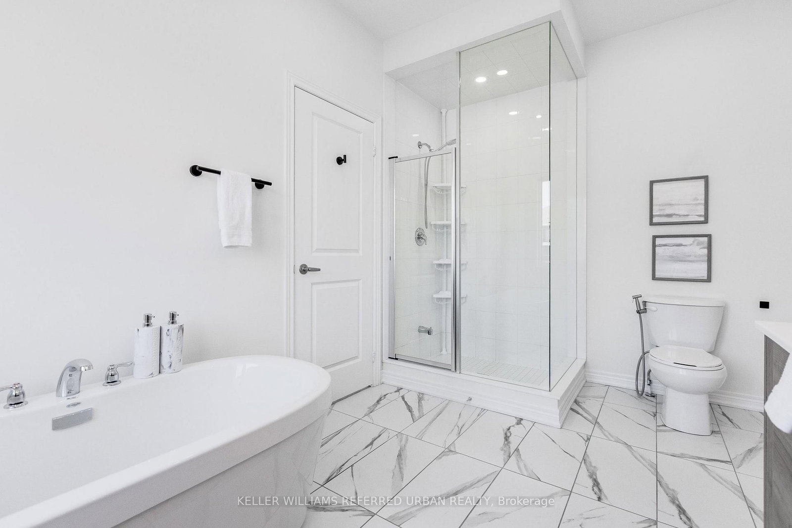 73 Armilia Place • Whitby, ON photo 33