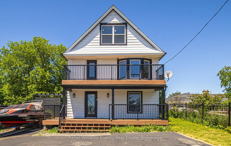 220 Highway No. 7 photo 4