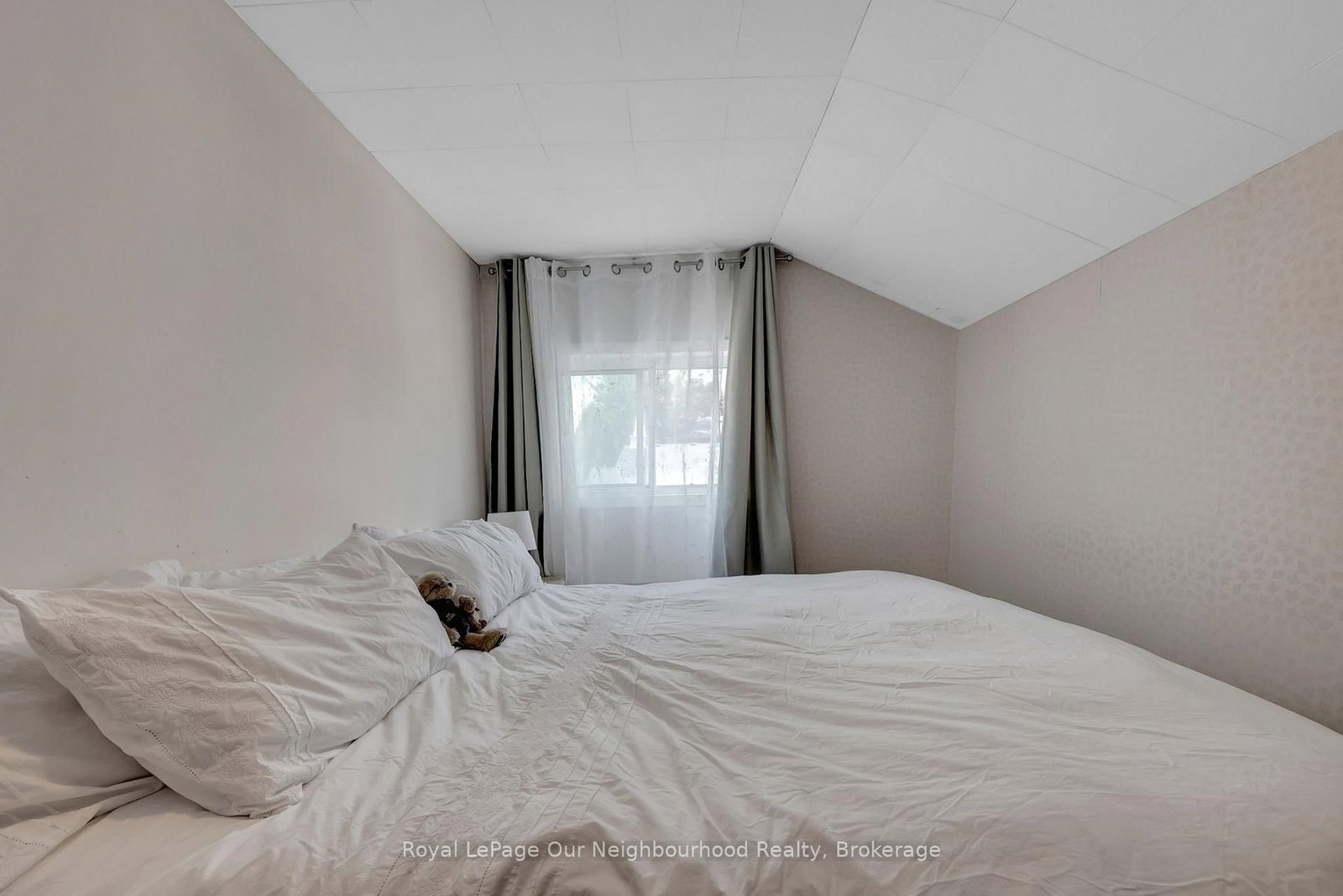 66 Wellington Street • Clarington, ON photo 30