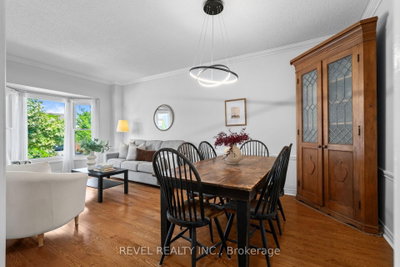 1610 Heathside Crescent • Pickering, ON photo 3