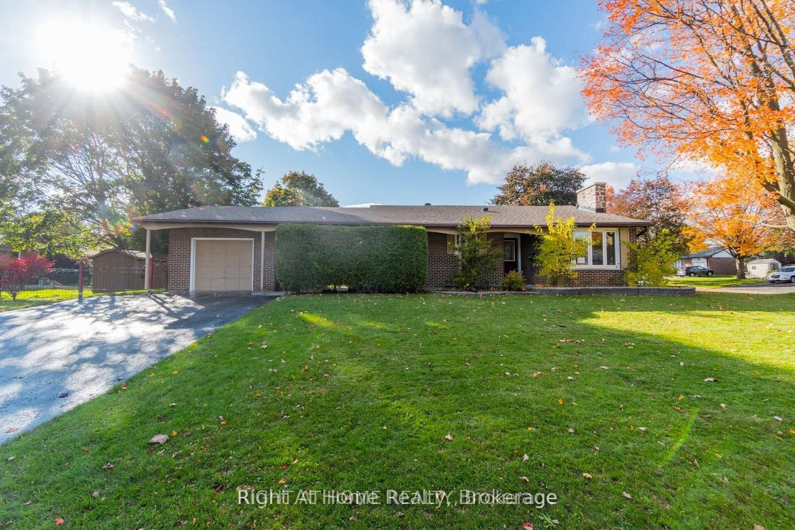 Detached House leased at 899 Florell Drive, Oshawa, Ontario, L1H 6W3 - Donevan - MLS: E13696816