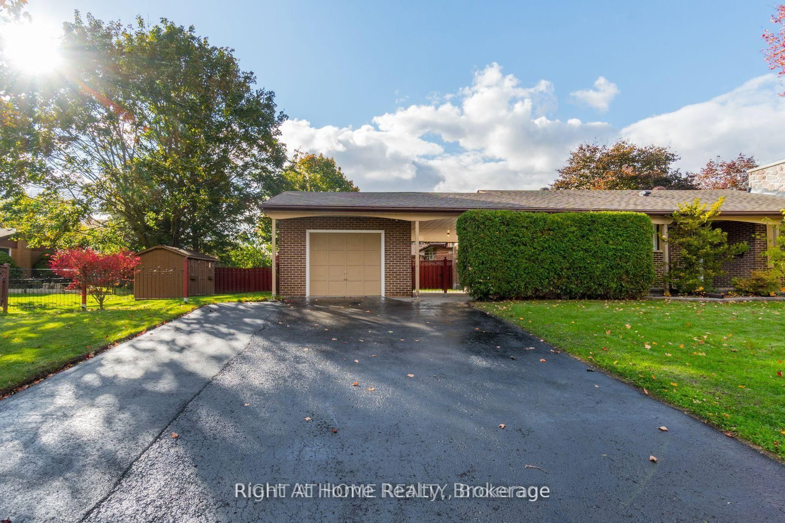899 Florell Dr, Oshawa, view 2