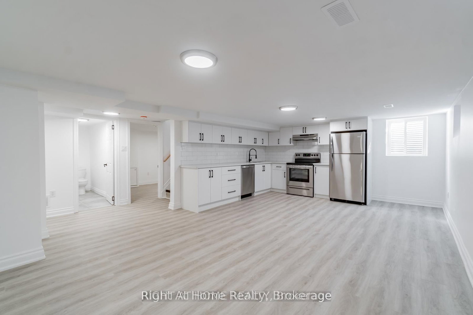 899 Florell Dr, Oshawa, view 4