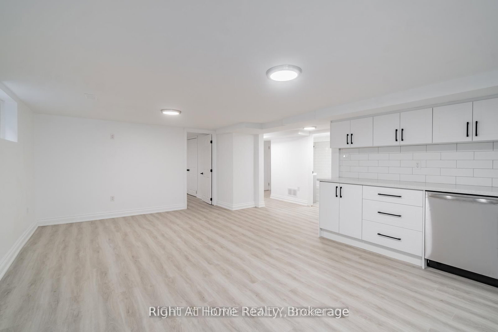 899 Florell Dr, Oshawa, view 6