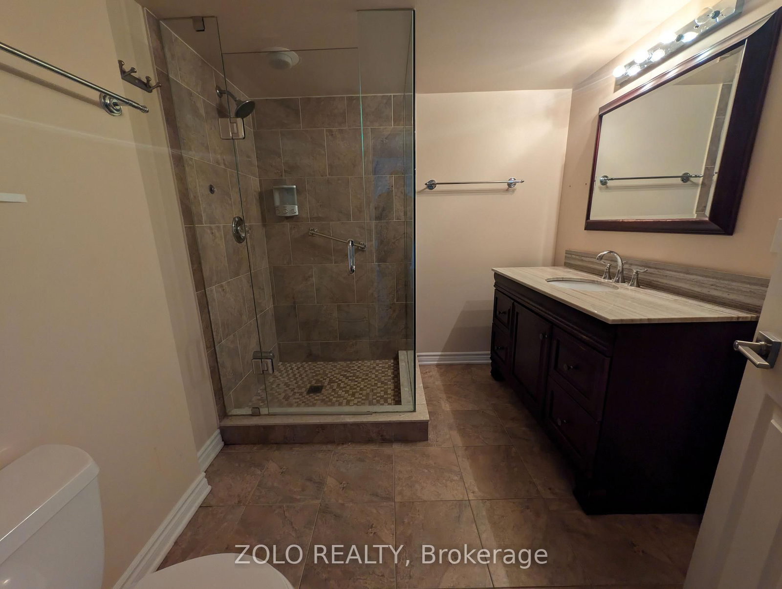 3233 Eglinton Avenue E • #805 • Toronto, ON photo 14