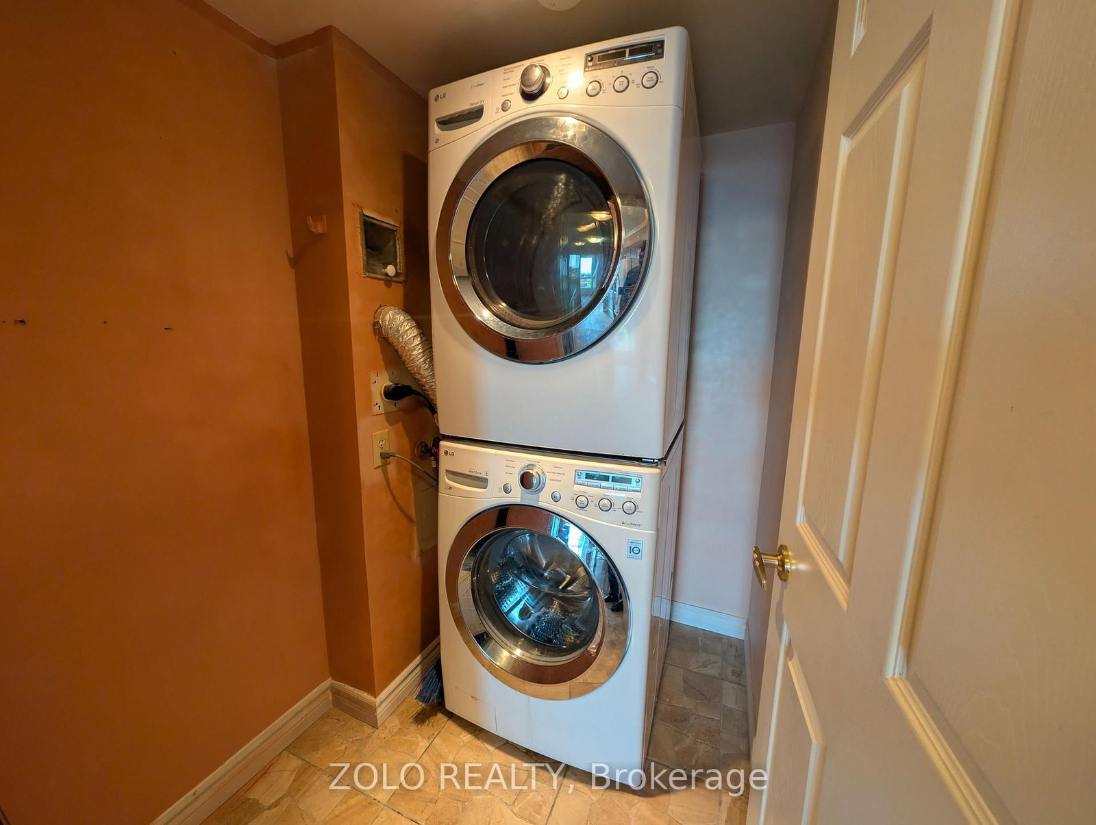 3233 Eglinton Avenue E • #805 • Toronto, ON photo 19
