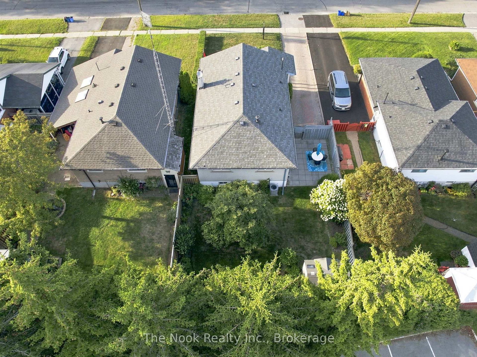 274 Labrador Drive • Oshawa, ON photo 40