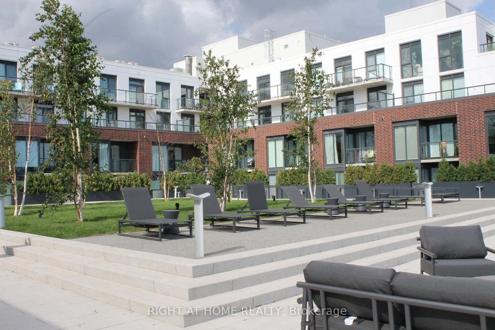 201 BROCK Street S • #211 • Whitby, ON photo 29