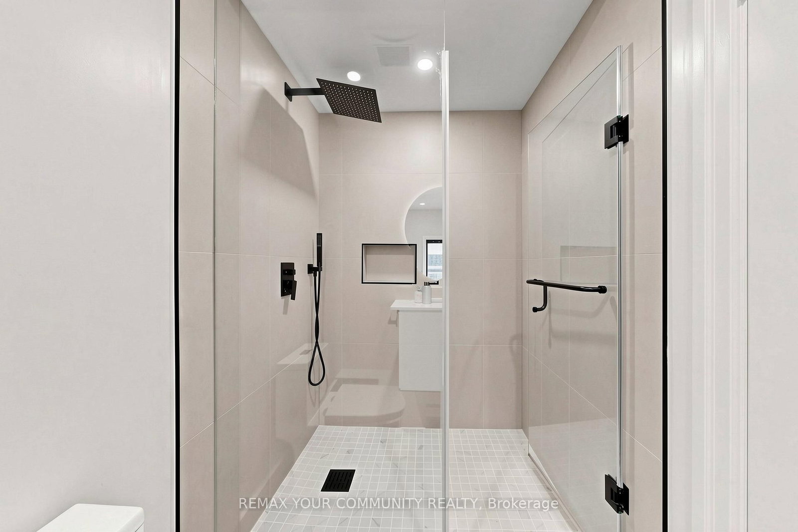 81 Galbraith Avenue • Toronto, ON photo 27