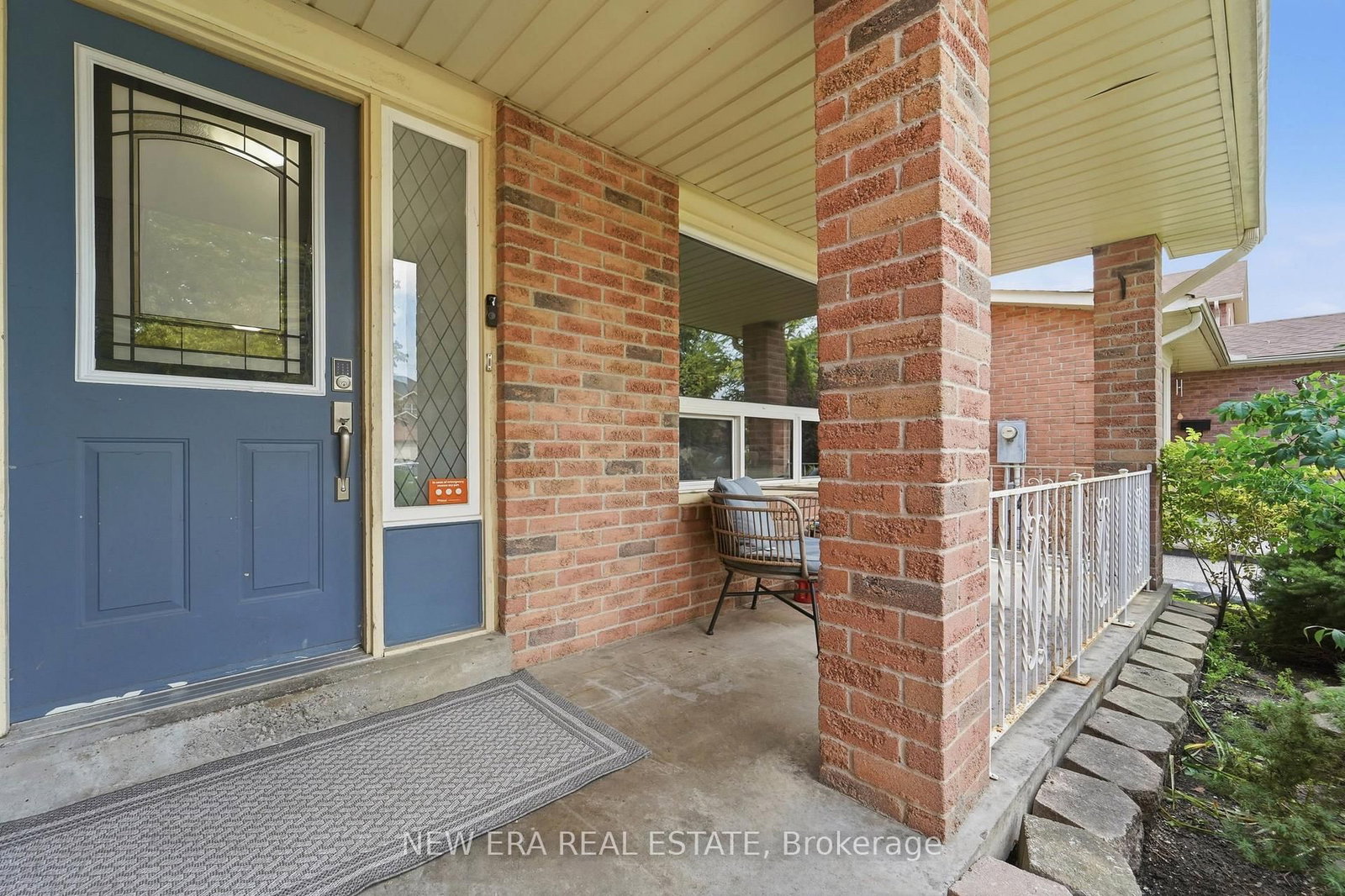630 Cognac Crescent • Pickering, ON photo 5