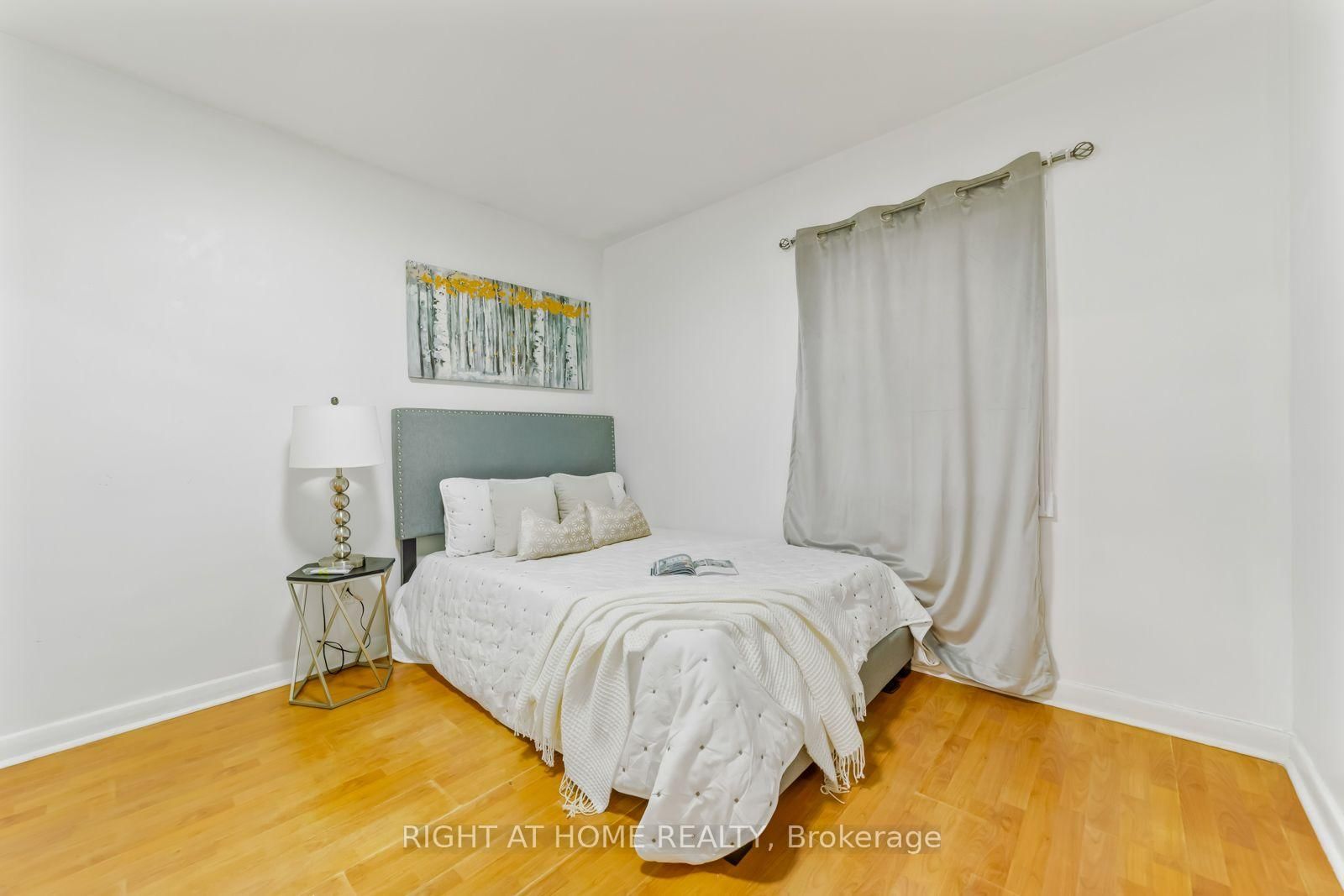 19 Martorino Drive • Toronto, ON photo 15