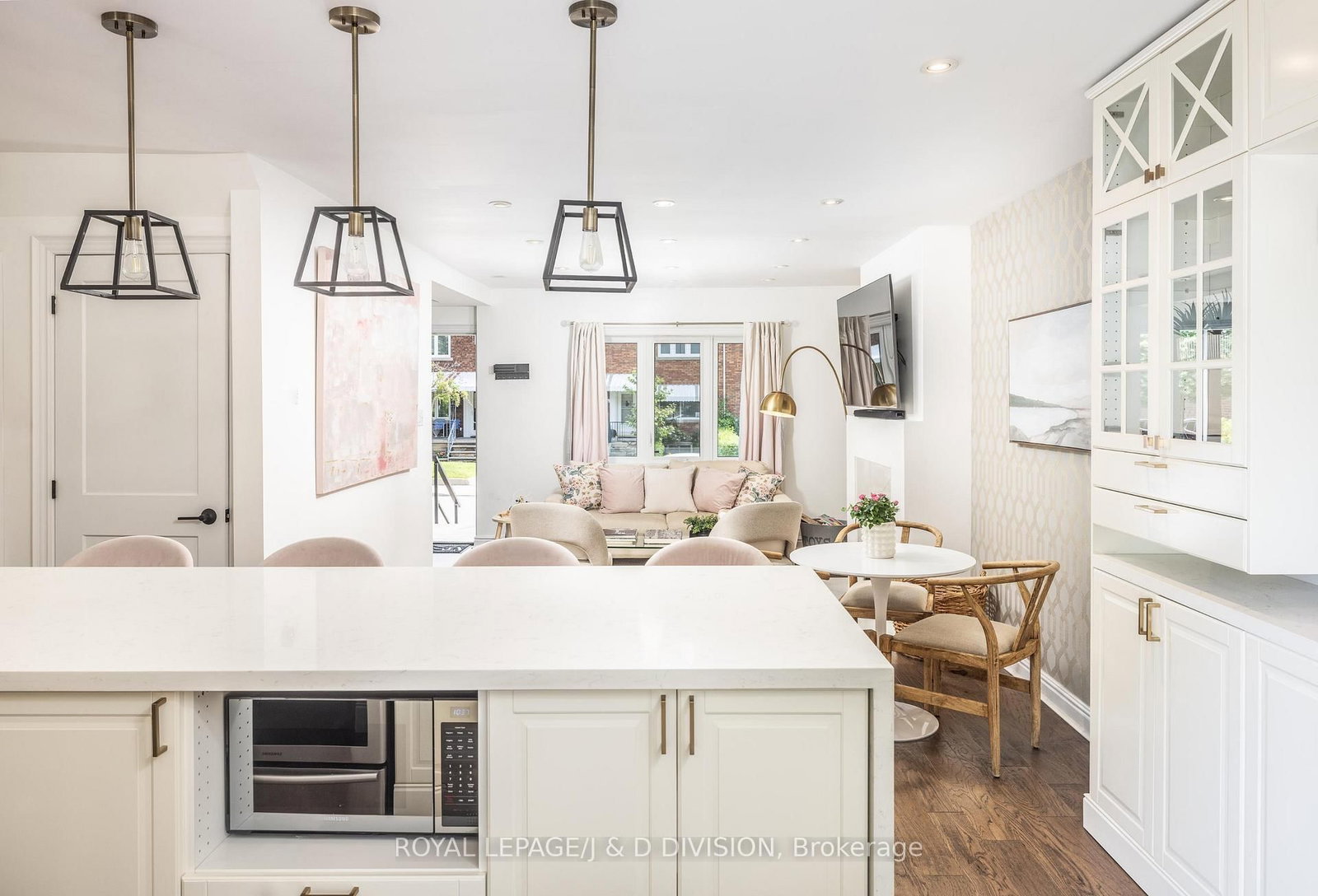 6 Lankin Boulevard • Toronto, ON photo 27