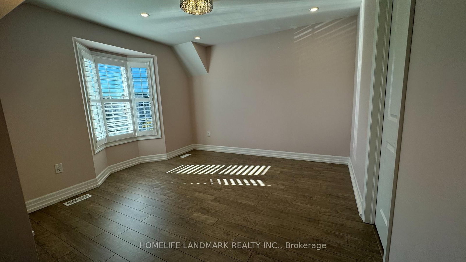 74 Christine Elliott Ave, Whitby, view 18