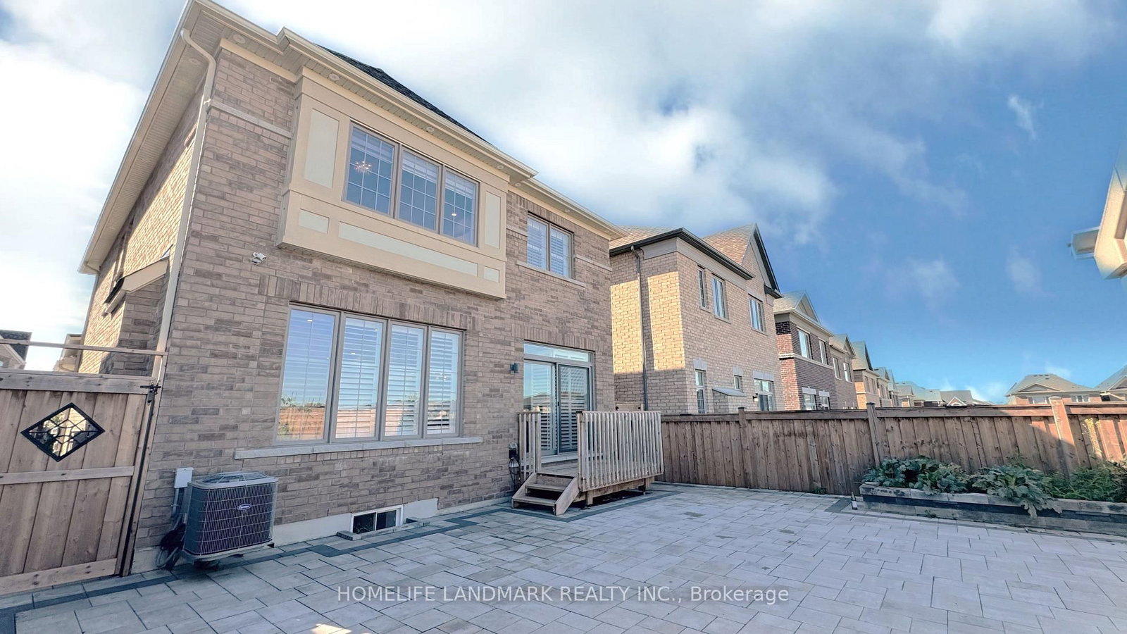 74 Christine Elliott Ave, Whitby, view 31