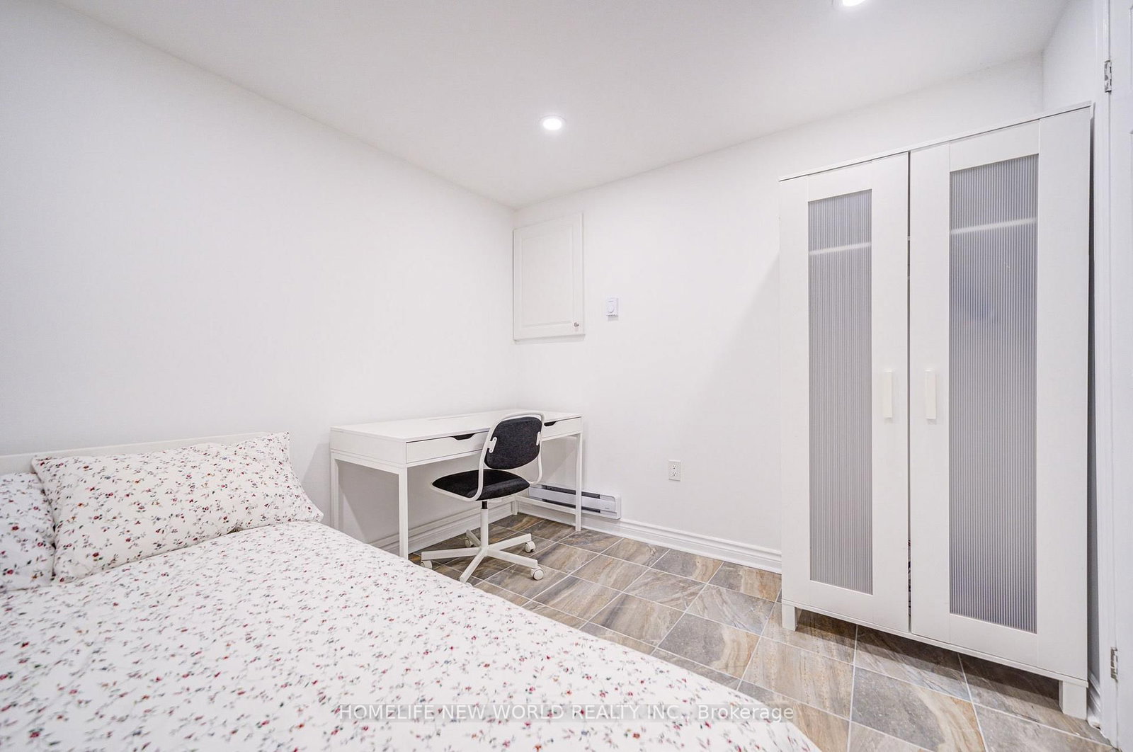 44 Chester Le Boulevard • #39 • Toronto, ON photo 35