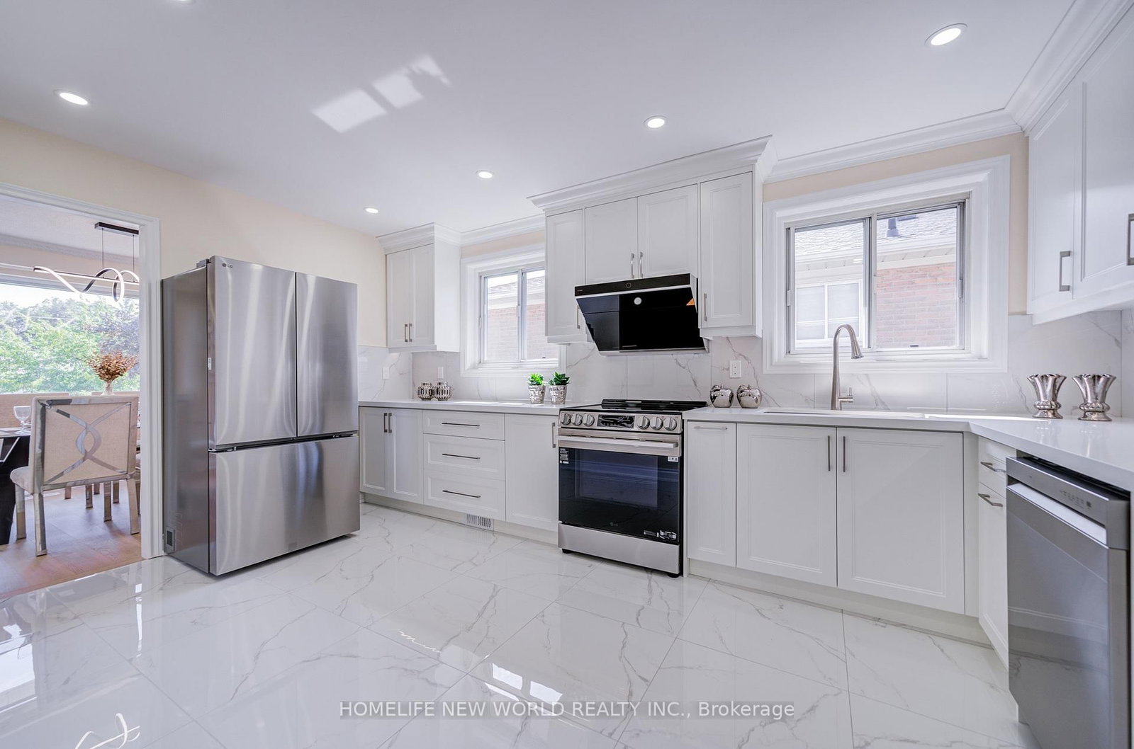 46 Tineta Crescent • Toronto, ON photo 18