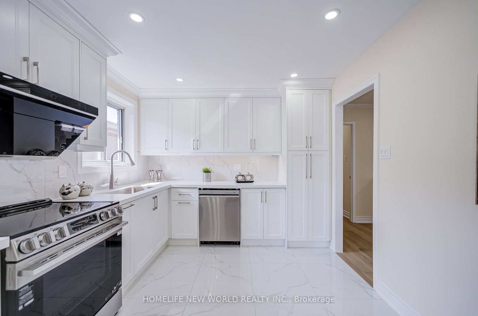 46 Tineta Crescent • Toronto, ON photo 20