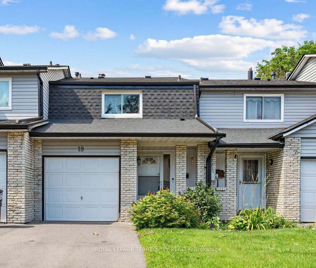 1330 Trowbridge Drive • #19 • Oshawa, ON photo 1