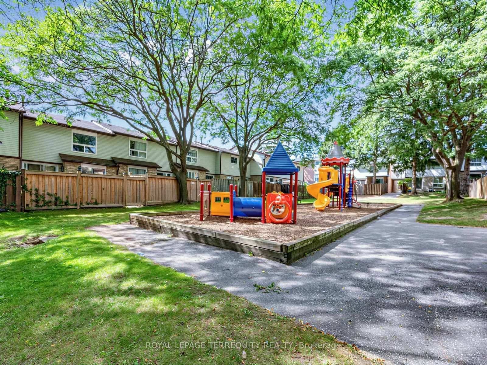 1330 Trowbridge Drive • #19 • Oshawa, ON photo 28