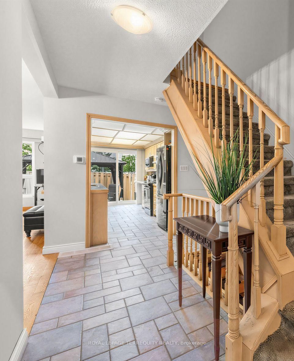 1330 Trowbridge Drive • #19 • Oshawa, ON photo 3