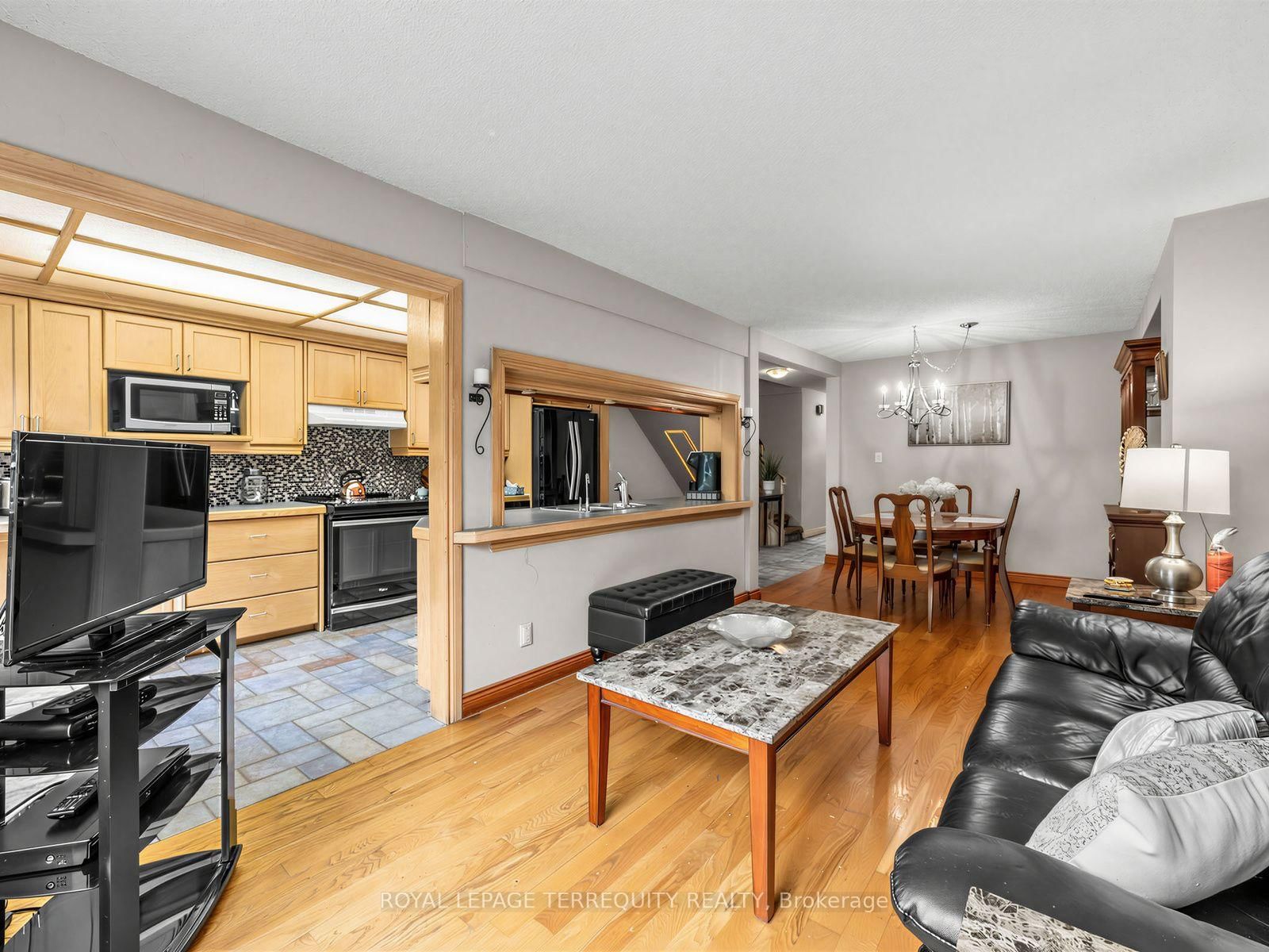 1330 Trowbridge Drive • #19 • Oshawa, ON photo 9
