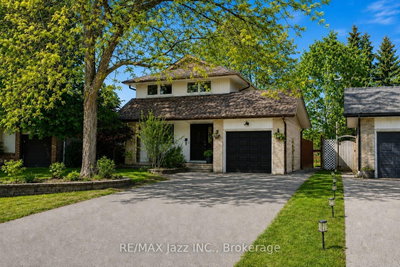 Detached House for sale at 304 Annes Street, Whitby, Ontario, L1N 5V6 - Lynde Creek - MLS: E13698870