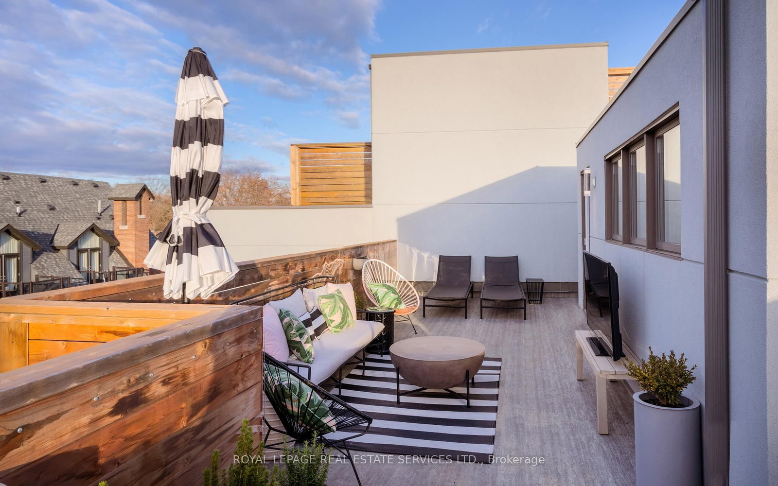 169 Jones Avenue • #2 • Toronto, ON photo 32