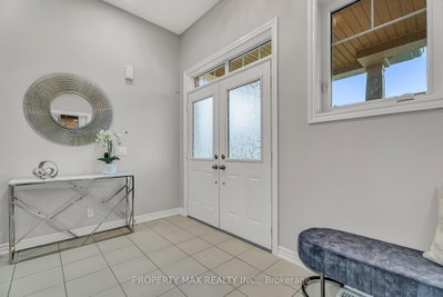 Detached House for lease at 40 Britannia Avenue, Oshawa, Ontario, L1L 0C1 - Windfields - MLS: E13698958