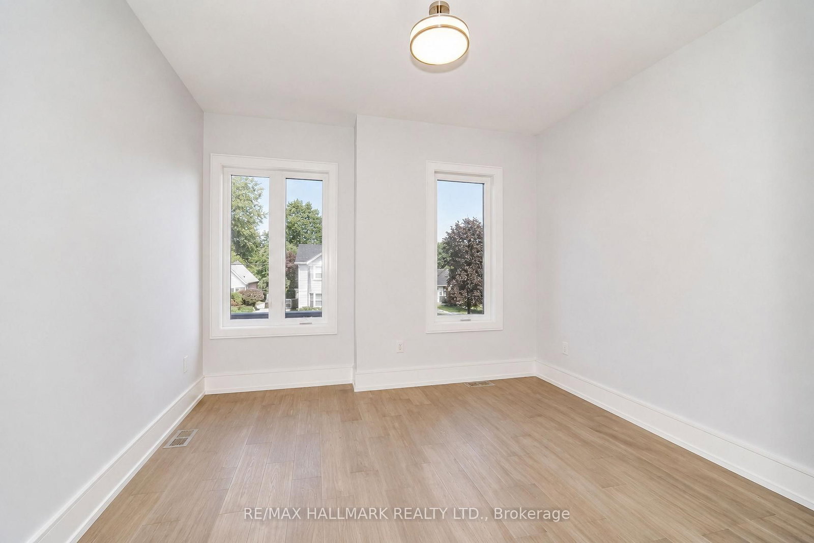 27 Sundridge Drive • Toronto, ON photo 31