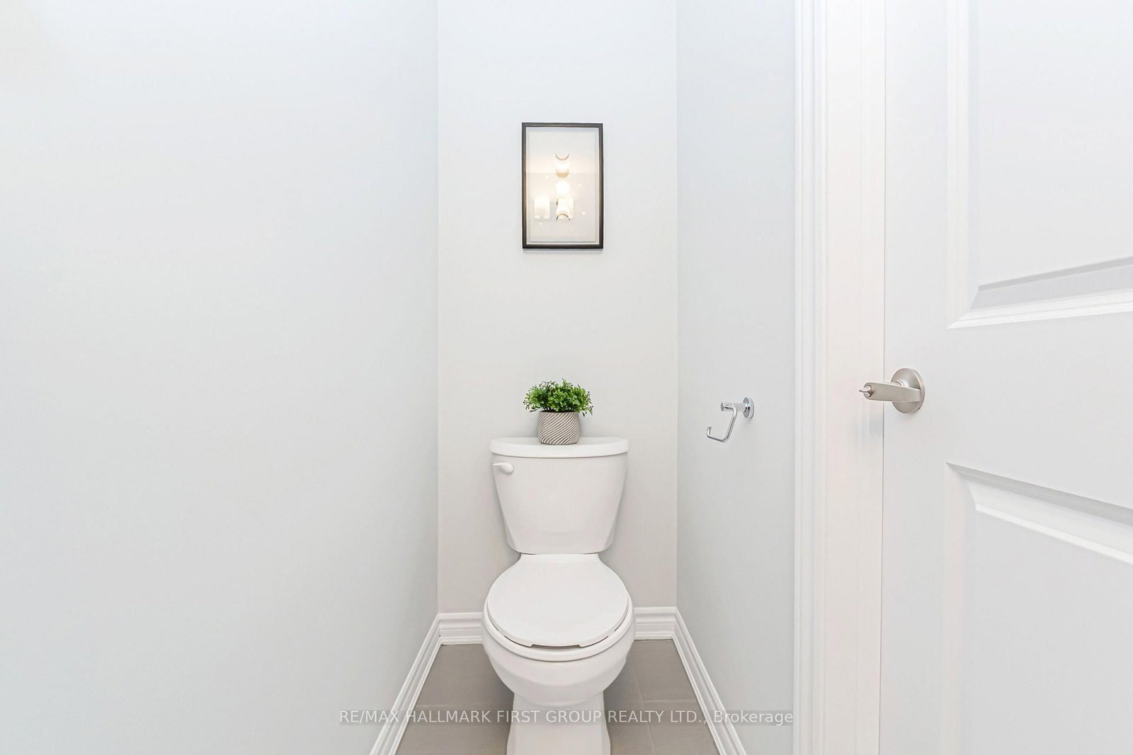 1130 Greentree Path • Oshawa, ON photo 10