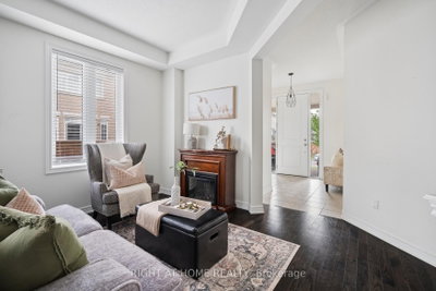 4 Bill Hutchinson Crescent • Clarington, ON photo 8