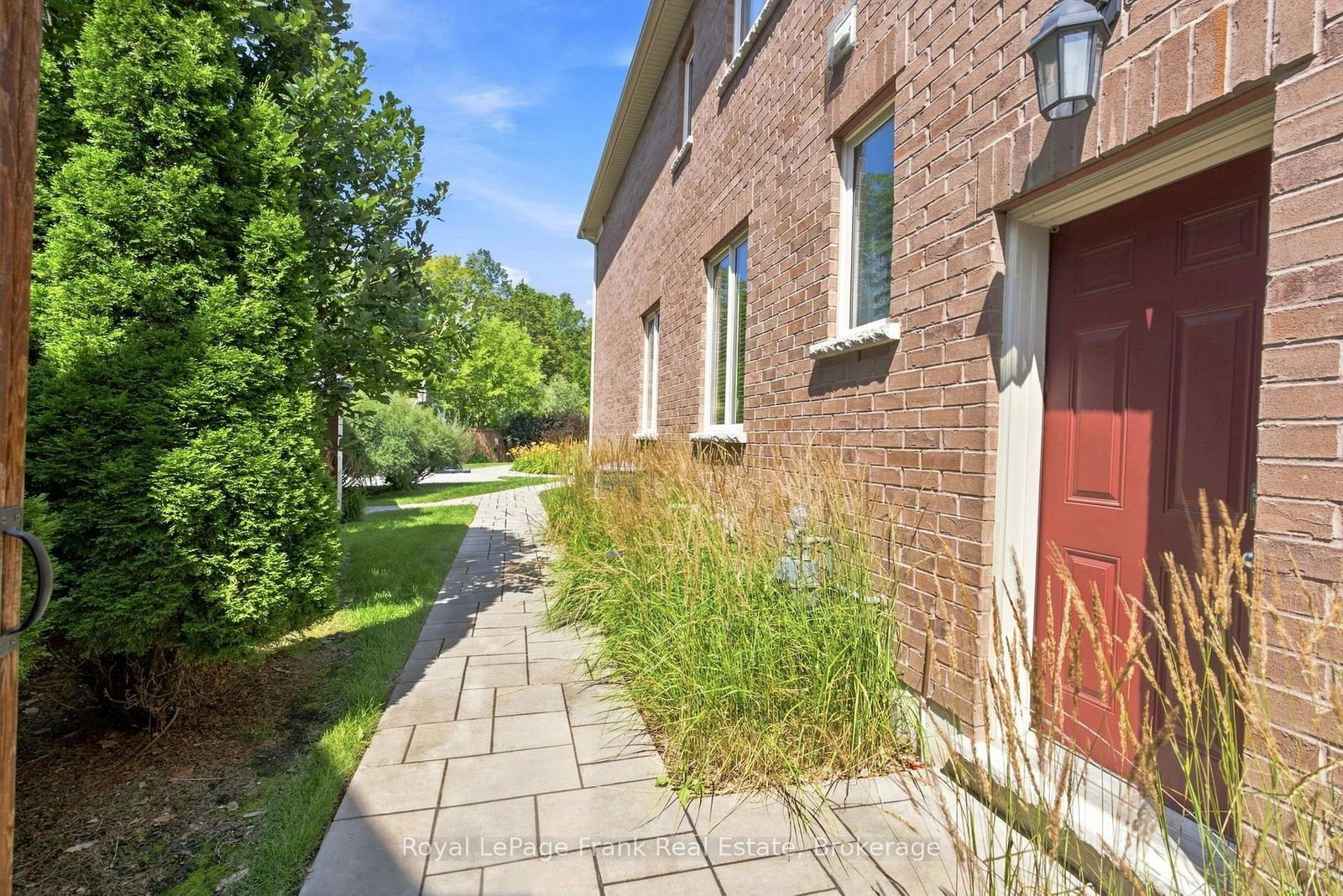 218 Arctic Actress Court • Oshawa, ON photo 38