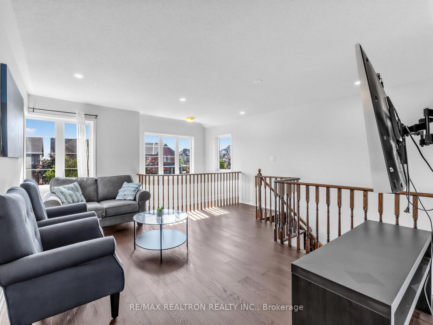 2571 Kentucky Derby Way • Oshawa, ON photo 17