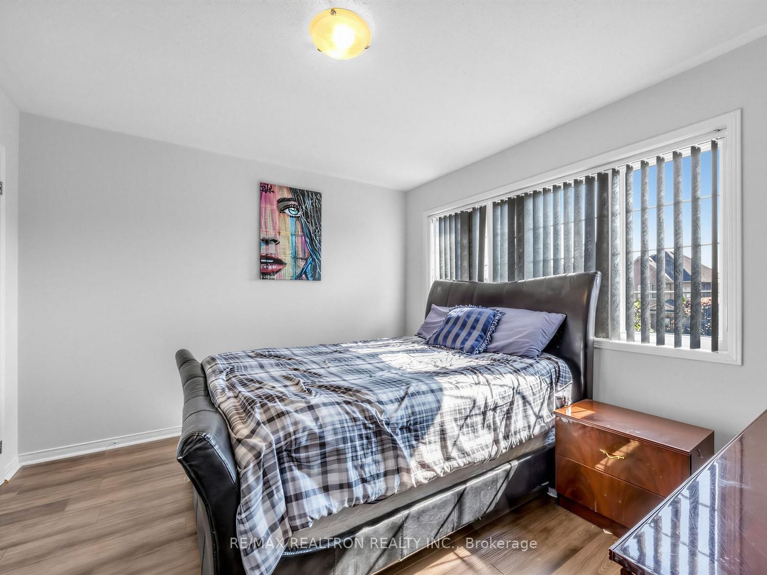 2571 Kentucky Derby Way • Oshawa, ON photo 18