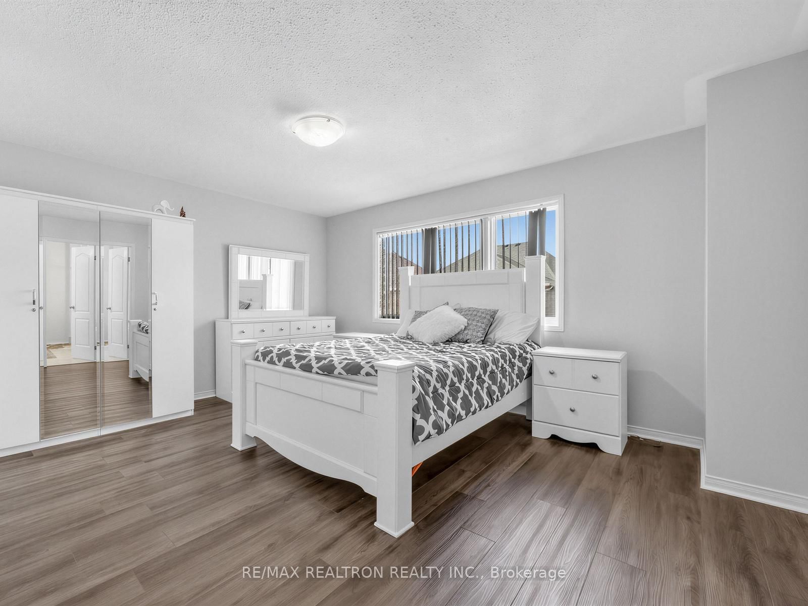 2571 Kentucky Derby Way • Oshawa, ON photo 22