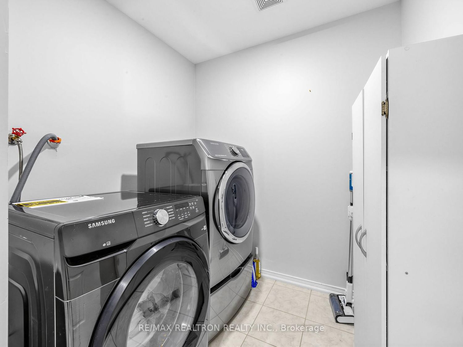 2571 Kentucky Derby Way • Oshawa, ON photo 27