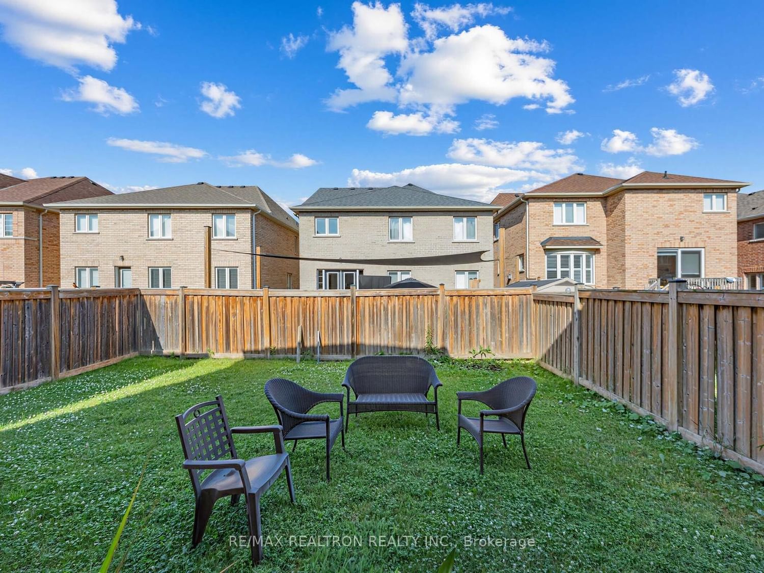 2571 Kentucky Derby Way • Oshawa, ON photo 32