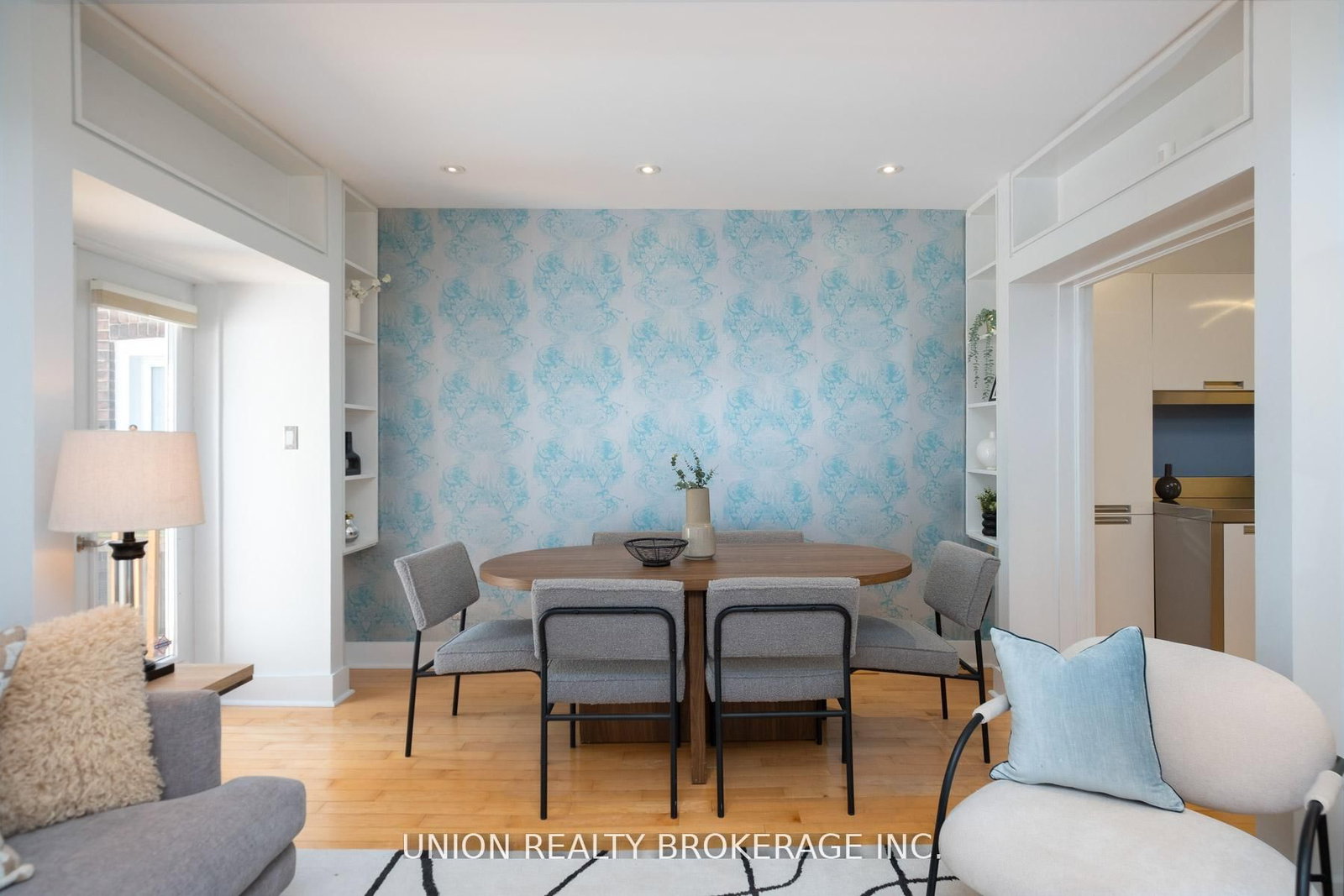99 Hiawatha Road • Toronto, ON photo 10