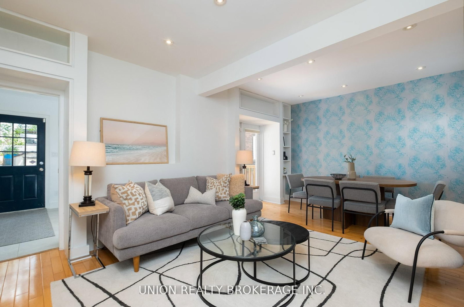 99 Hiawatha Road • Toronto, ON photo 15