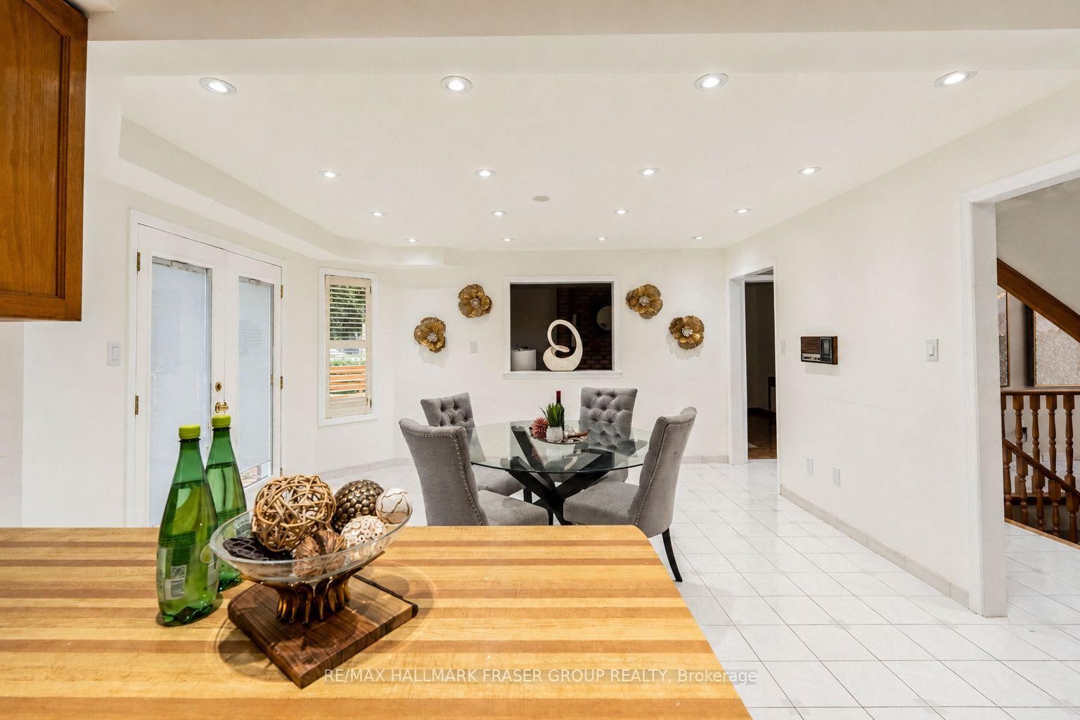 77 Glenthorne Drive • Toronto, ON photo 24
