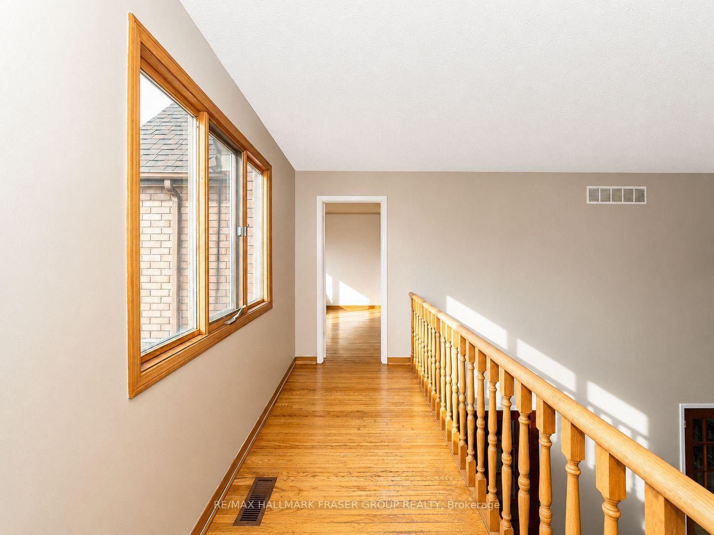 77 Glenthorne Drive • Toronto, ON photo 35