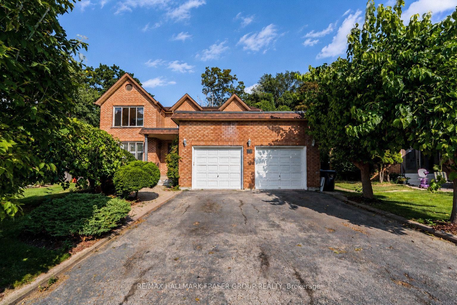 77 Glenthorne Drive • Toronto, ON photo 45