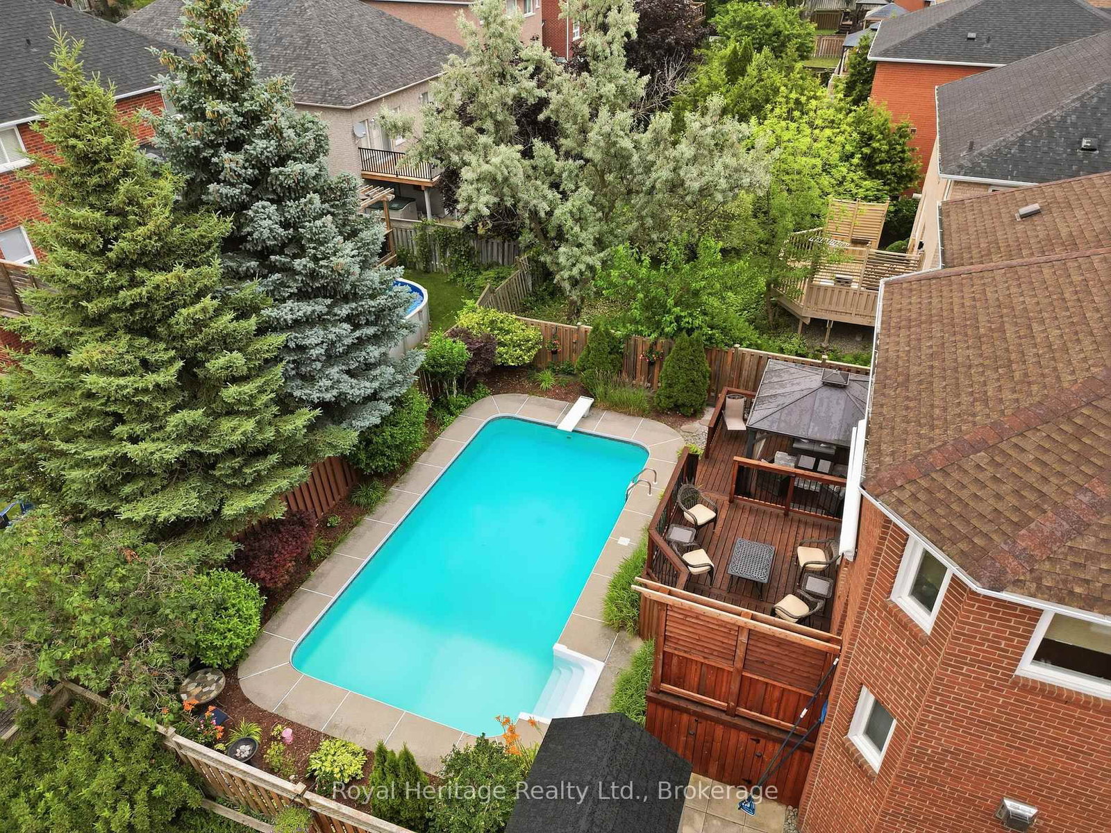 16 Donald Wilson Street • Whitby, ON photo 49