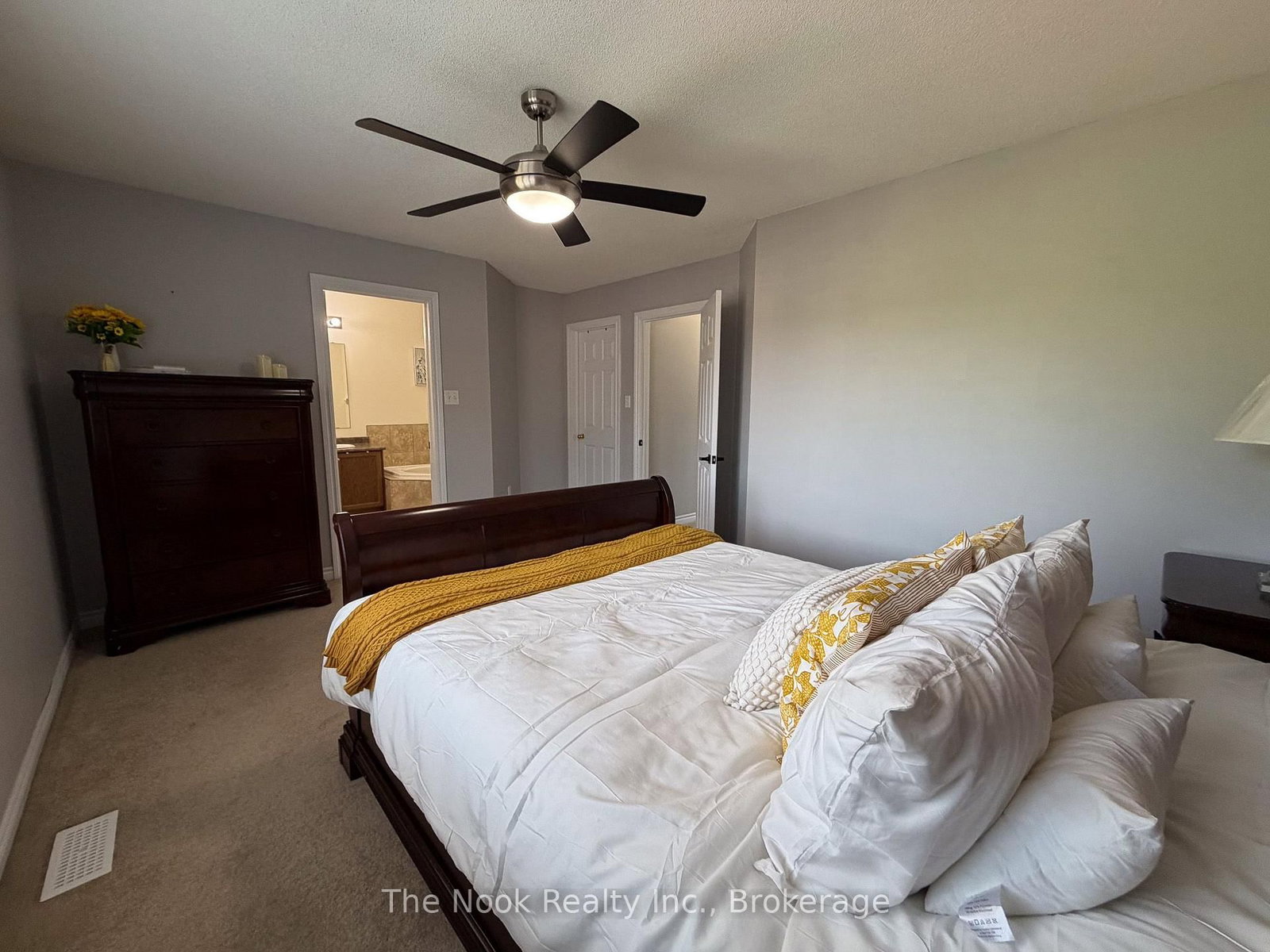 10 Broome Avenue • Clarington, ON photo 34